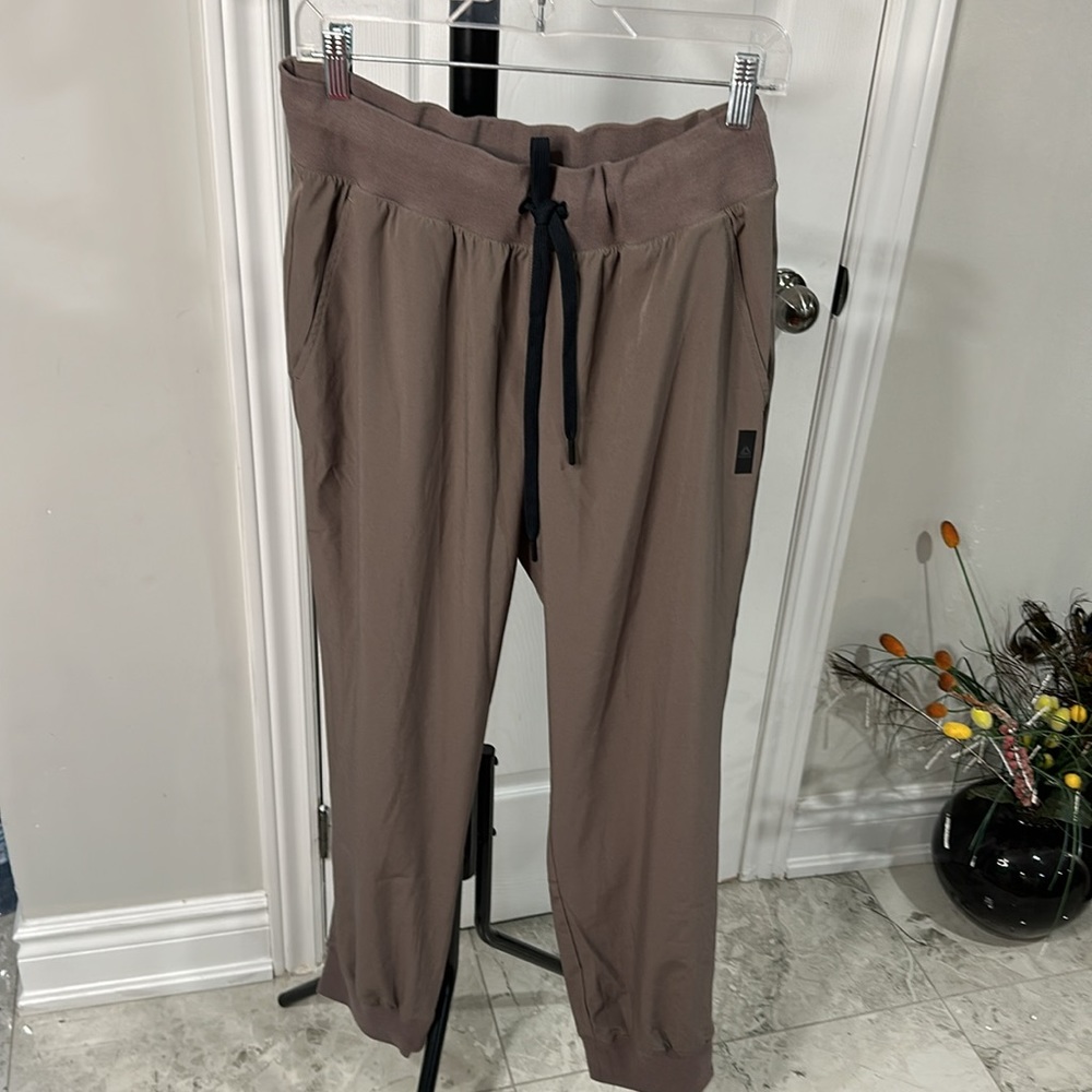 Reebok Training TS Woven Pant Size L